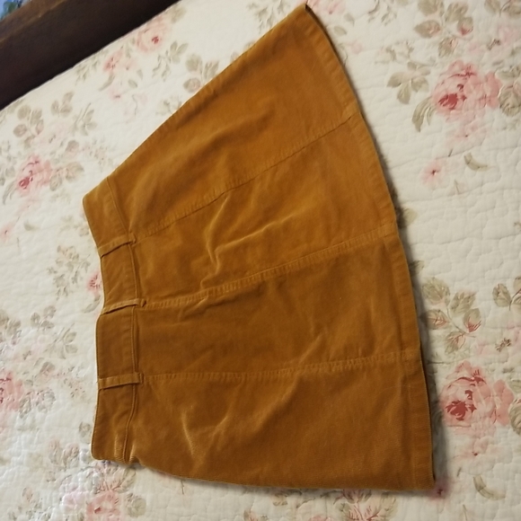 Forever 21 mustard corduroy skirt - Picture 6 of 8
